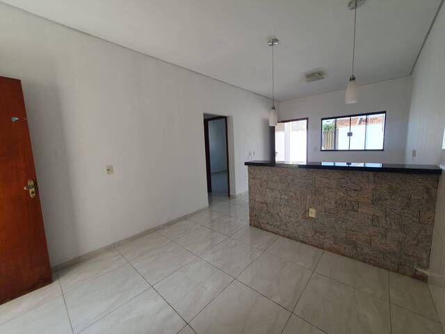 Casa para Locação em Rondonópolis - 5